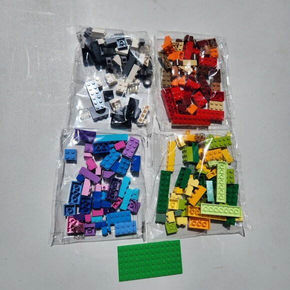 NEW LEGO Classic Creative 213 pieces Blocks bricks Bundle Brand new FAST SHIPPIN - Picture 3 of 15